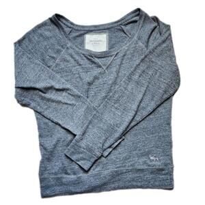 Abercrombie and Fitch Gray sweater Size S
